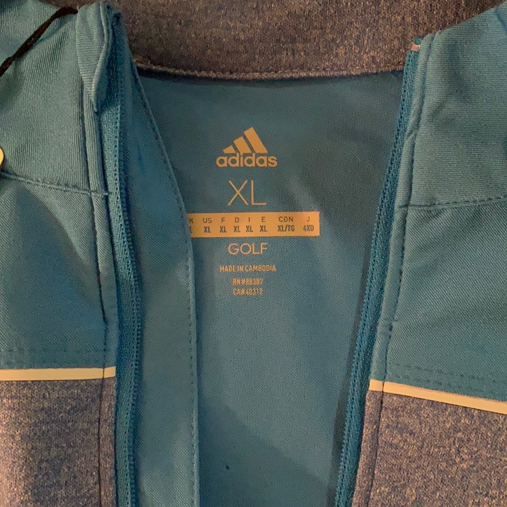 Men’s golf shirt